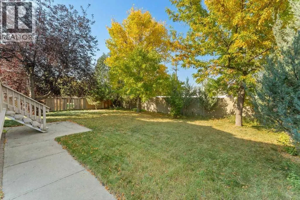 10 Grande Point Estates