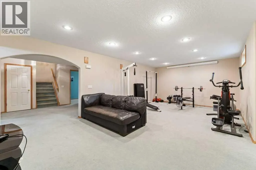 10 Grande Point Estates
