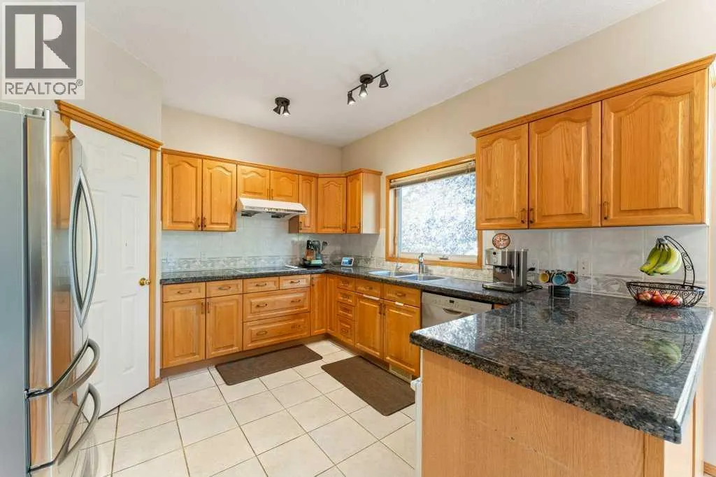 10 Grande Point Estates
