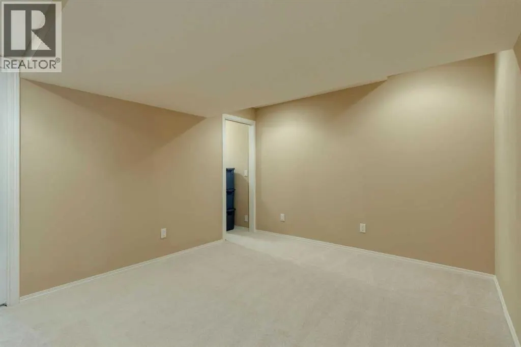 2208 Sirocco Drive SW
