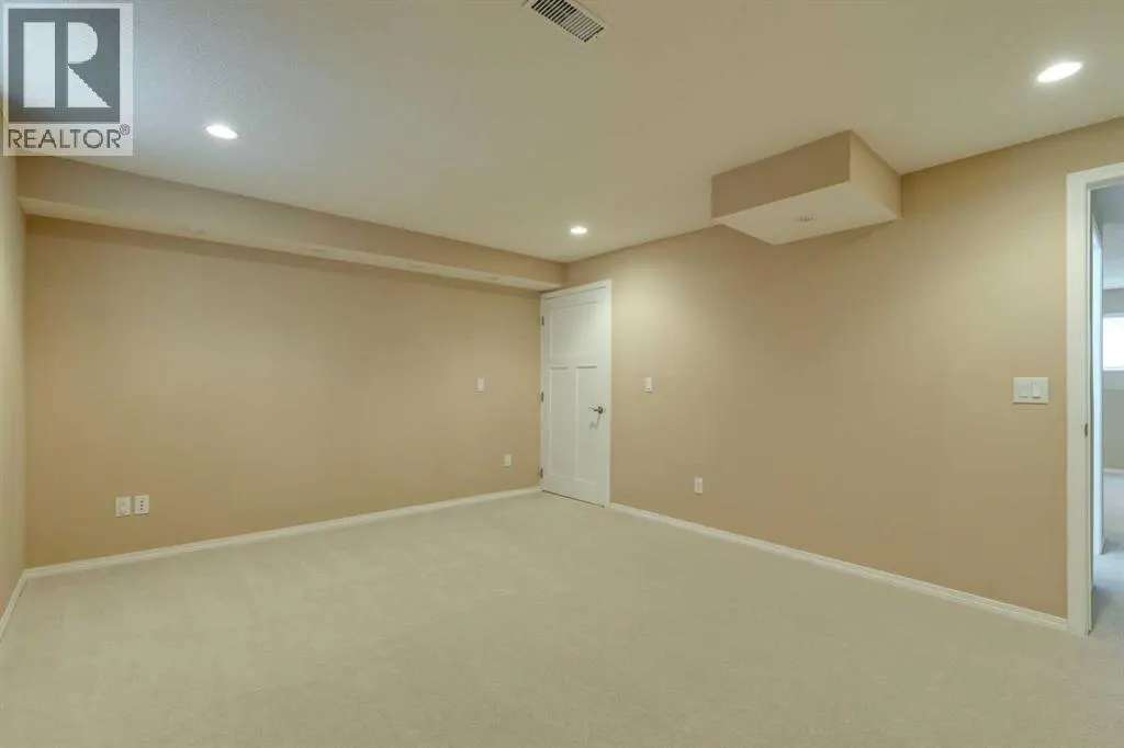 2208 Sirocco Drive SW