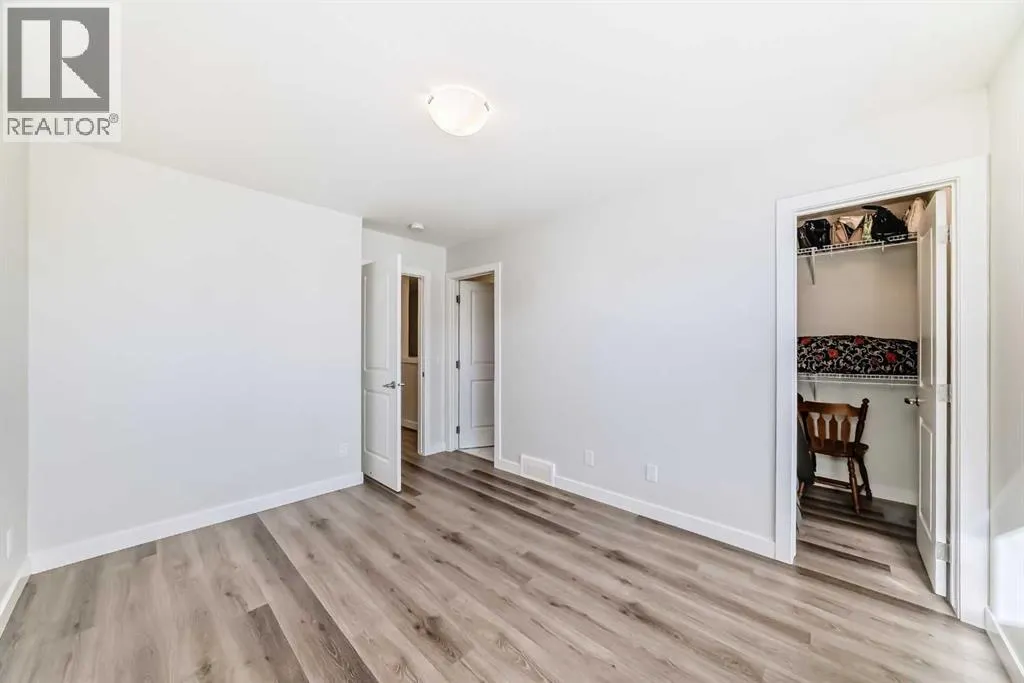 30 Evanscrest Park NW