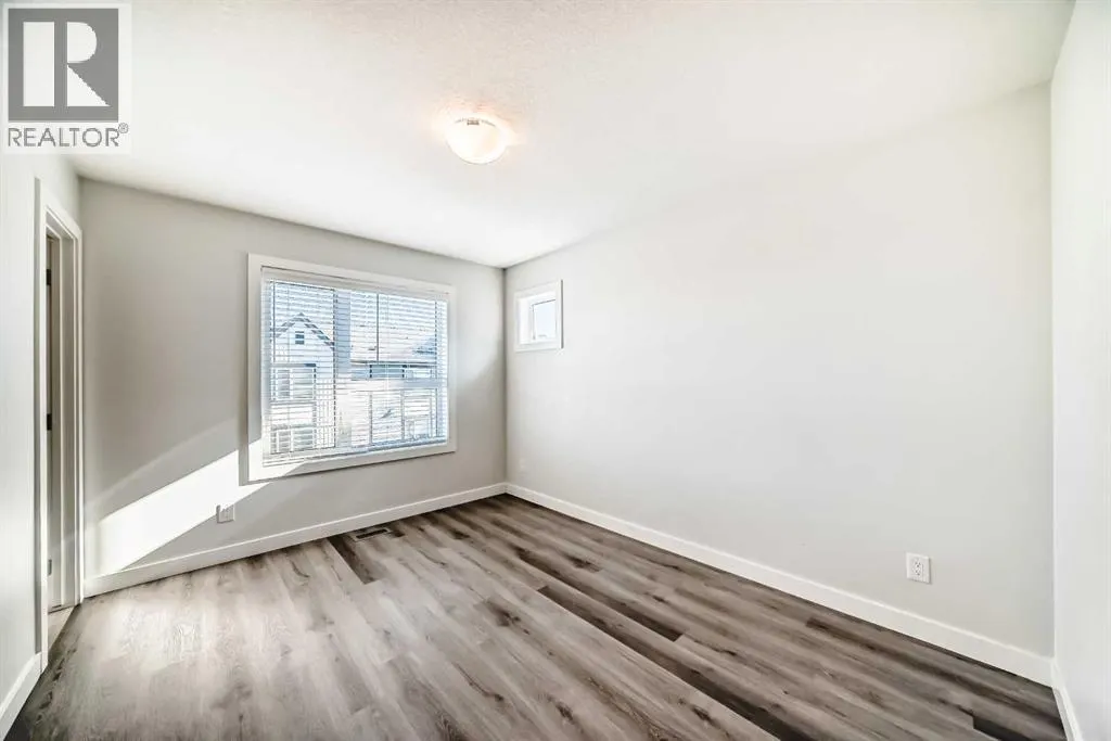 30 Evanscrest Park NW