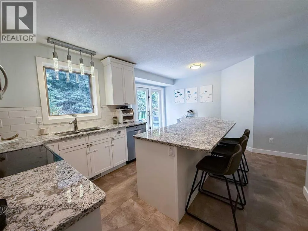 127 Sitar Crescent