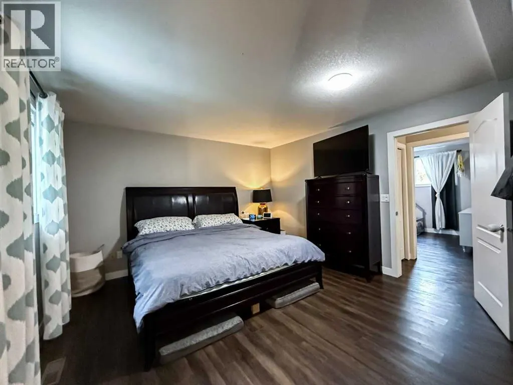 127 Sitar Crescent