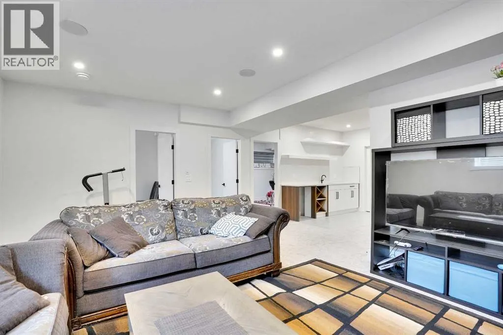 179 Kinniburgh Loop