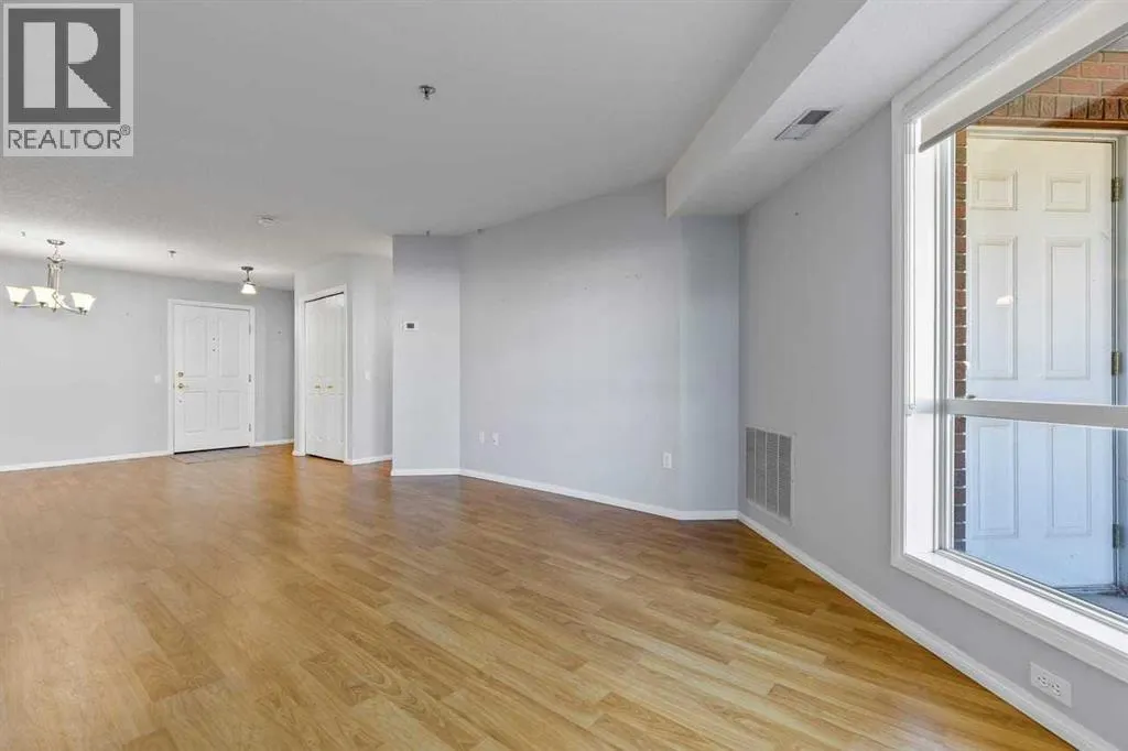 1110, 1818 Simcoe Boulevard SW