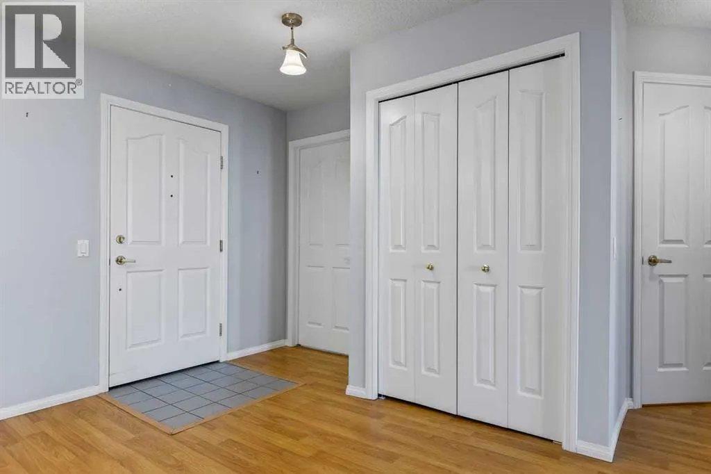 1110, 1818 Simcoe Boulevard SW