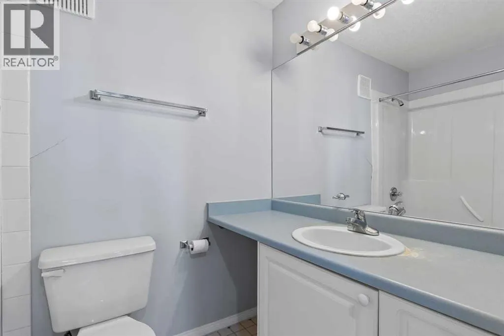 1110, 1818 Simcoe Boulevard SW