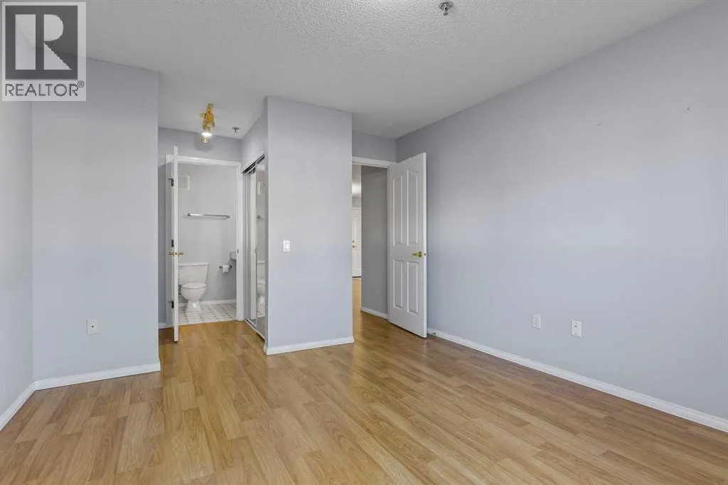 1110, 1818 Simcoe Boulevard SW