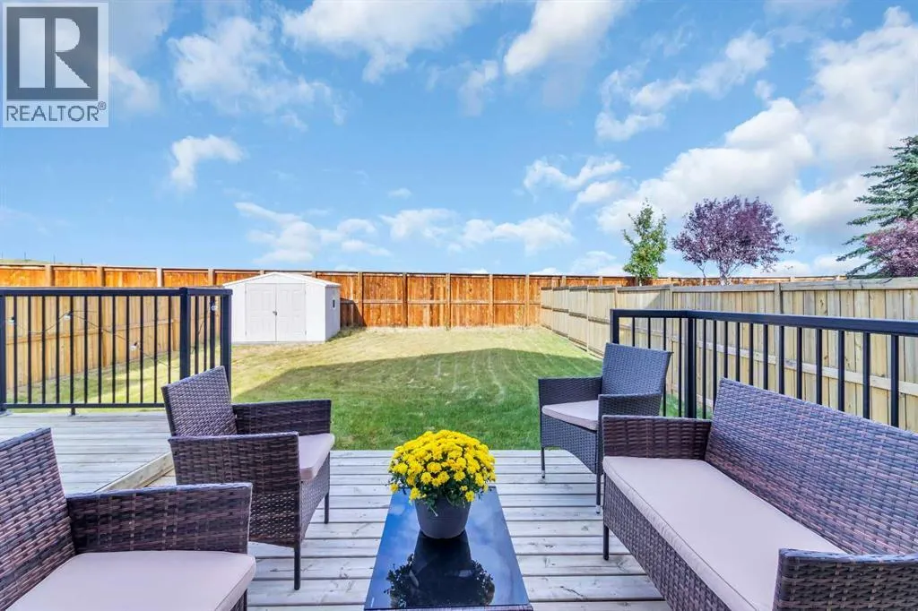 187 Citadel Meadow Grove NW