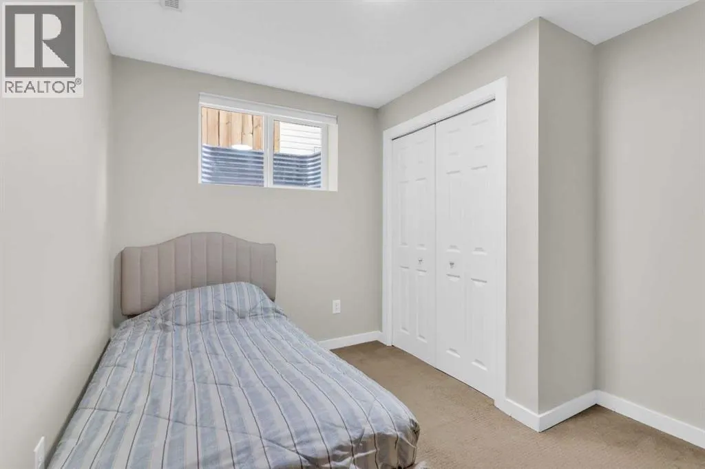 187 Citadel Meadow Grove NW