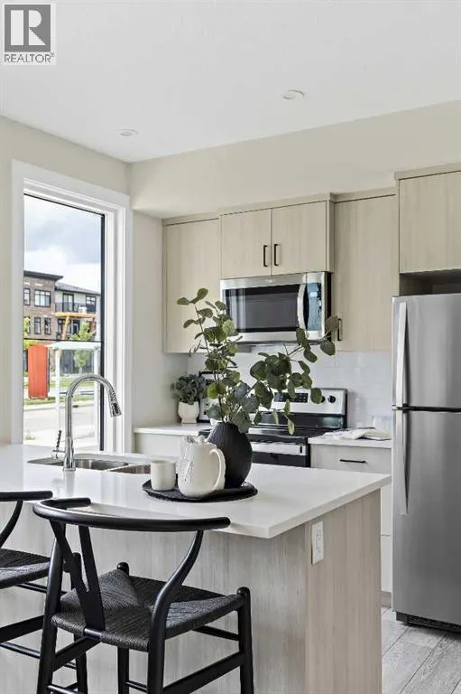 251, 380 Seton Villas SE