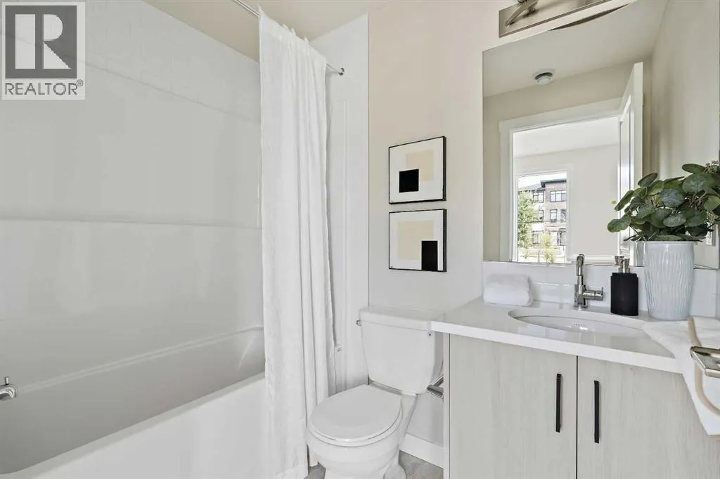 251, 380 Seton Villas SE