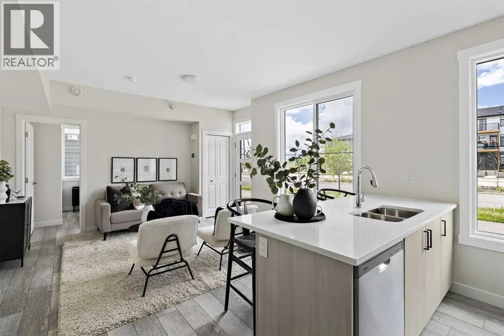 251, 380 Seton Villas SE