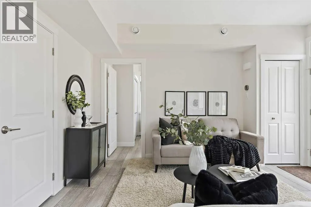 251, 380 Seton Villas SE