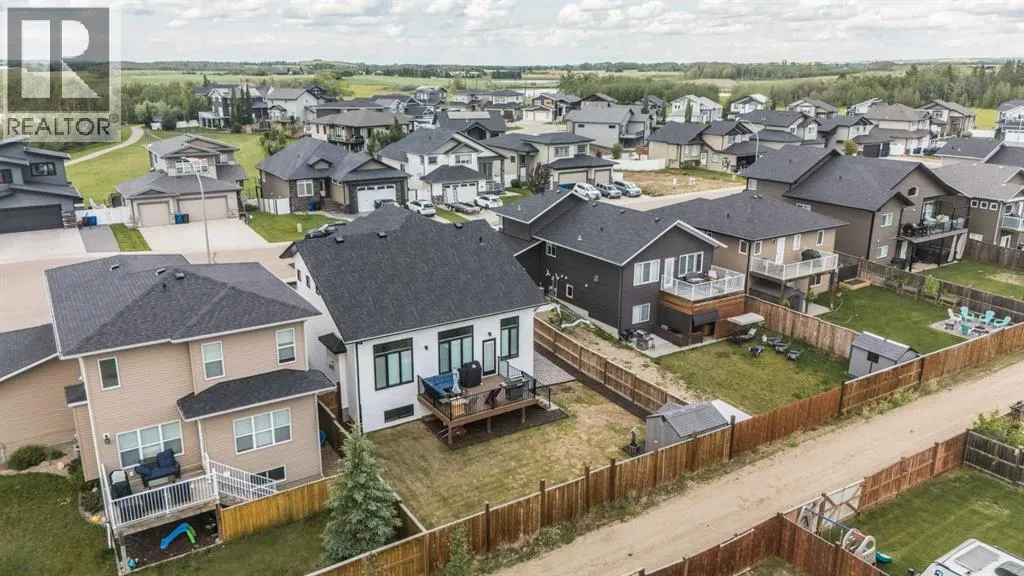 37 Arrowwood Close