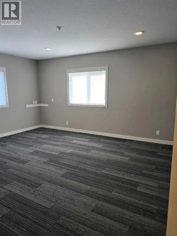 201, 110 Pelican Place