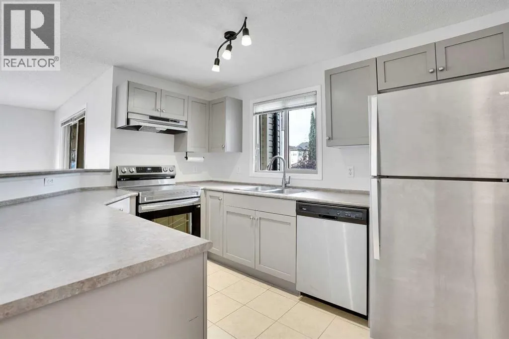 2202, 8 Bridlecrest Drive SW
