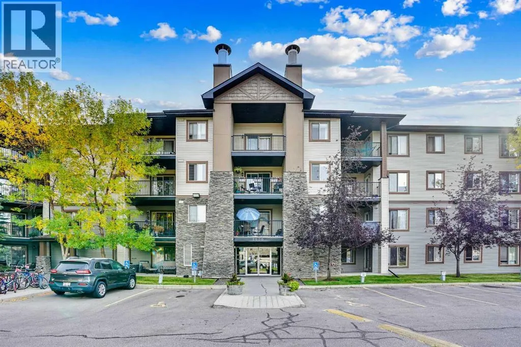 2202, 8 Bridlecrest Drive SW