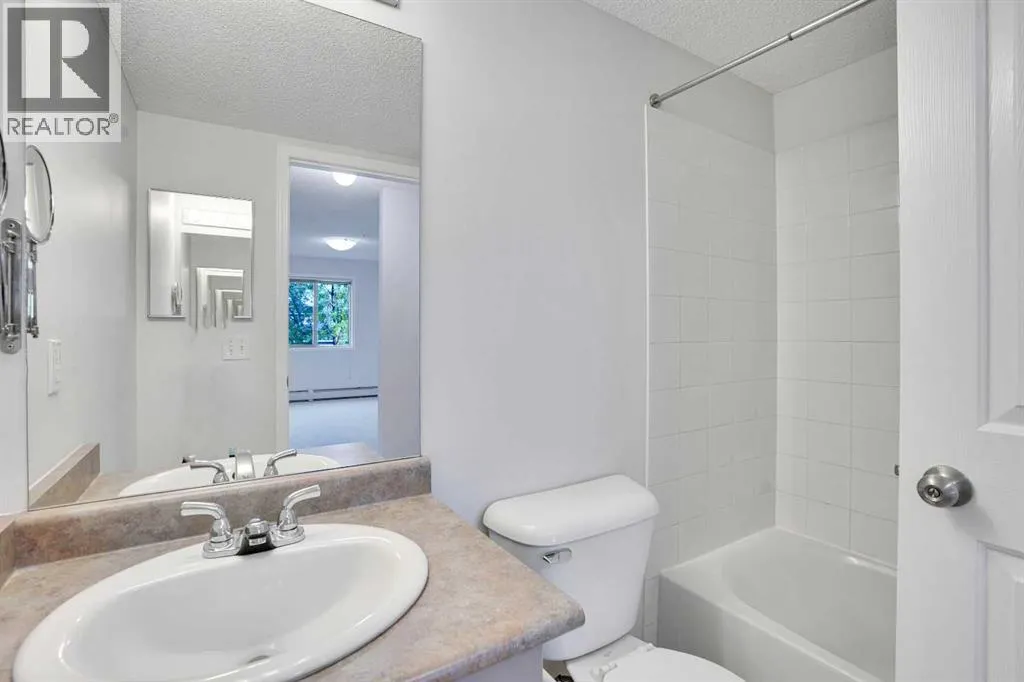 2202, 8 Bridlecrest Drive SW