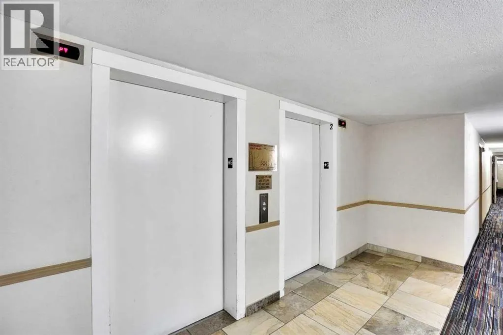 2202, 8 Bridlecrest Drive SW