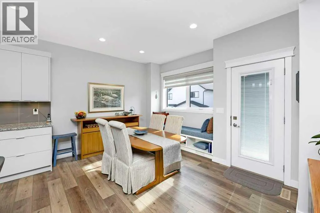 15 Eaton Crescent