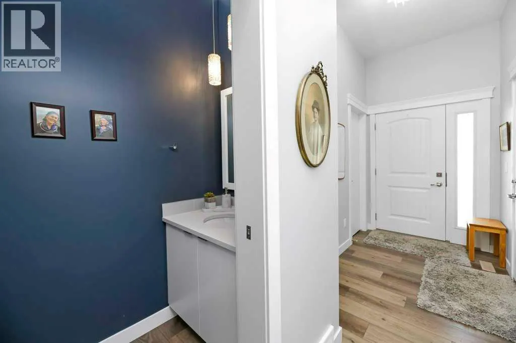 15 Eaton Crescent