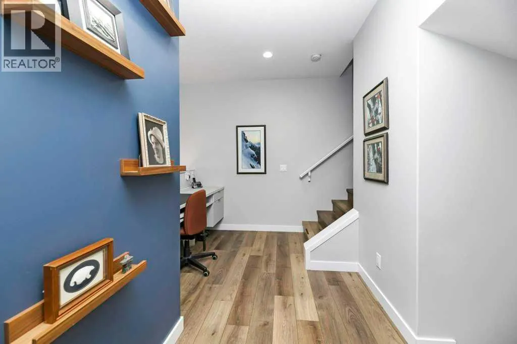 15 Eaton Crescent