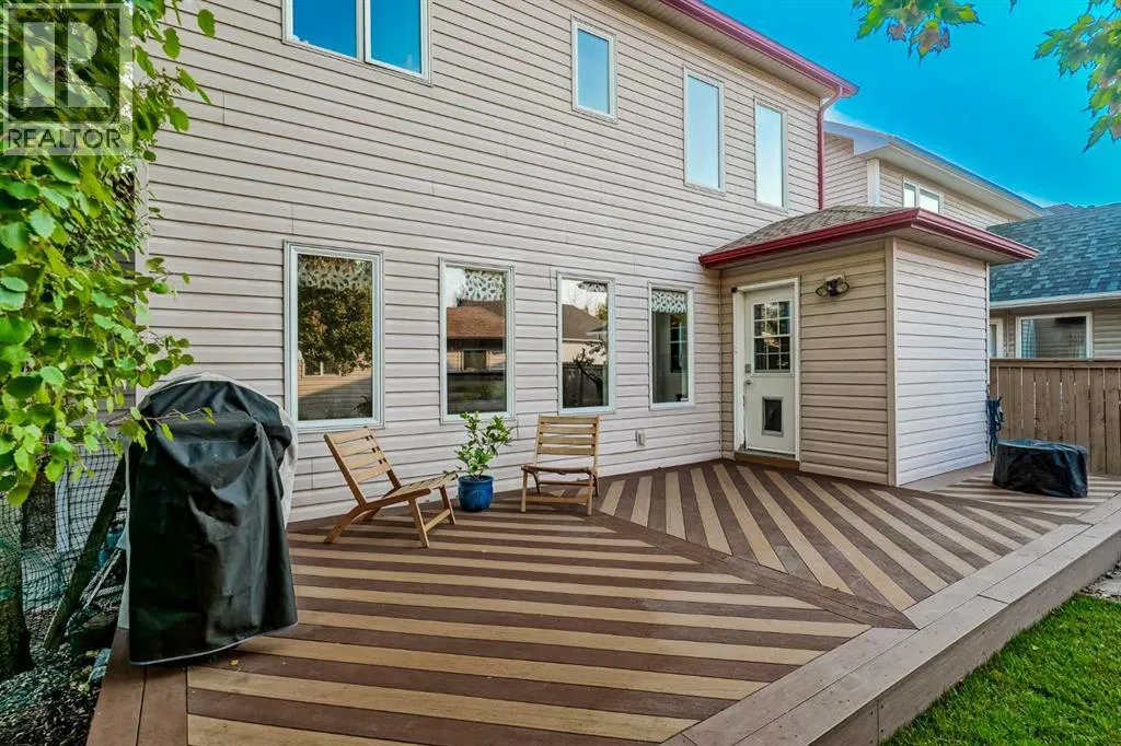 19 Inverness Boulevard SE