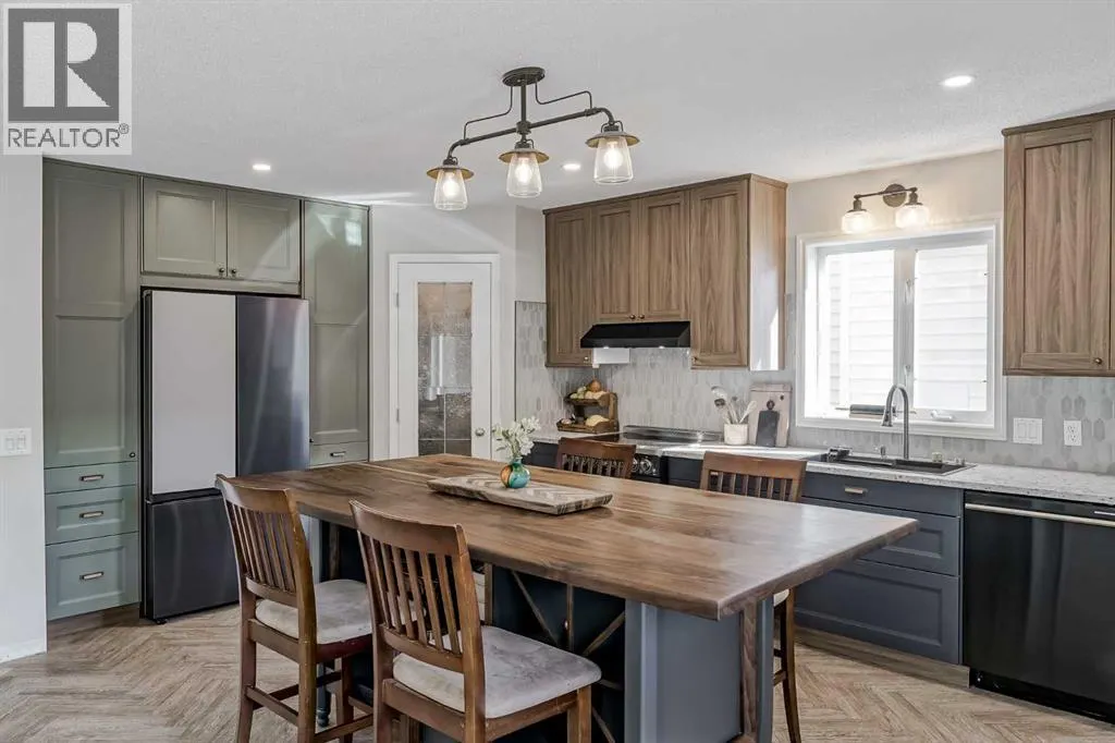 19 Inverness Boulevard SE