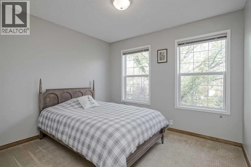 19 Inverness Boulevard SE