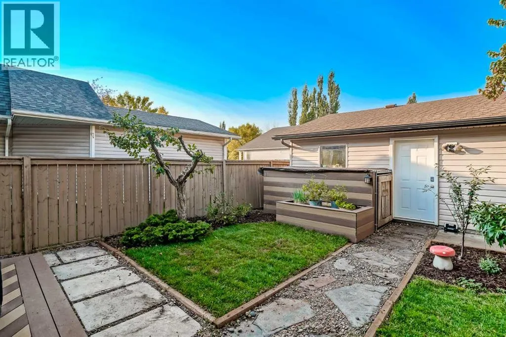 19 Inverness Boulevard SE