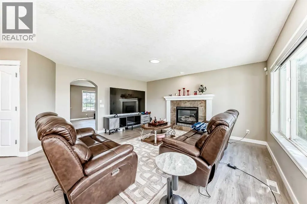 55 Edgeridge Circle NW
