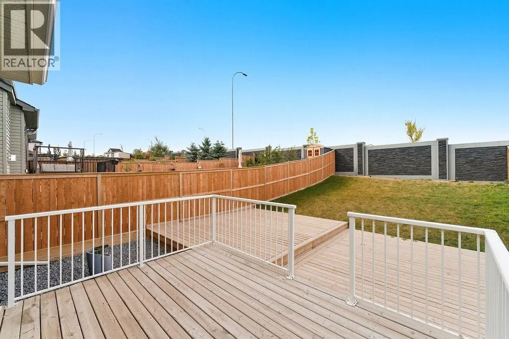 240 Nolanhurst Crescent NW