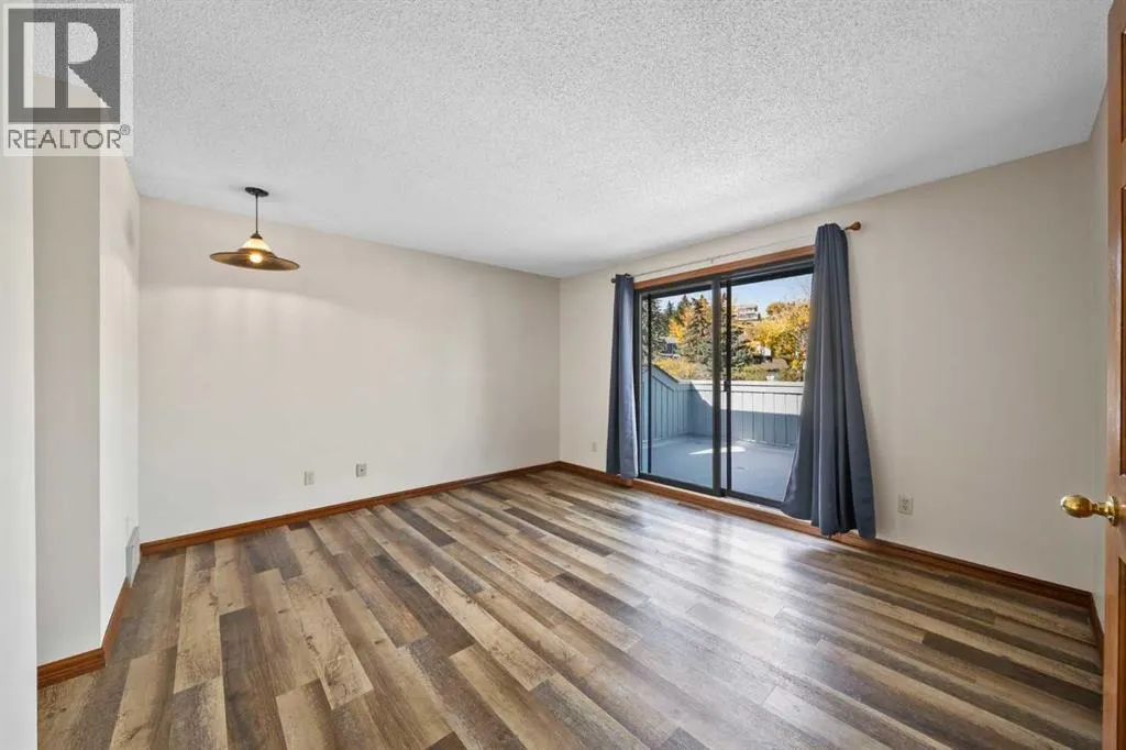 36 Strathlorne Crescent SW