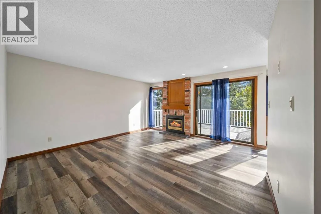 36 Strathlorne Crescent SW