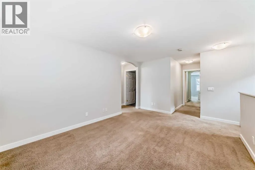 210 Copperleaf Bay SE