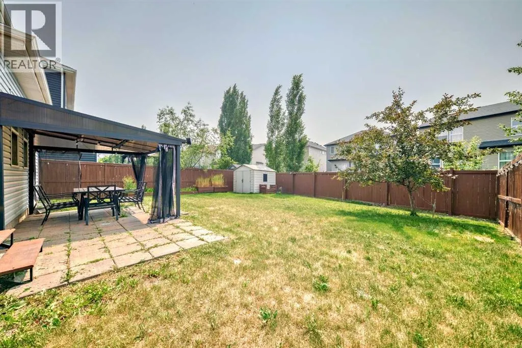 210 Copperleaf Bay SE