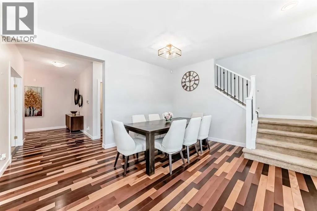210 Copperleaf Bay SE
