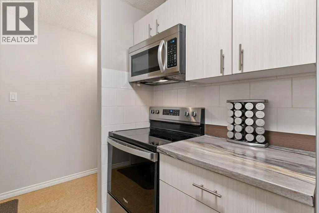 504, 8948 Elbow Drive SW