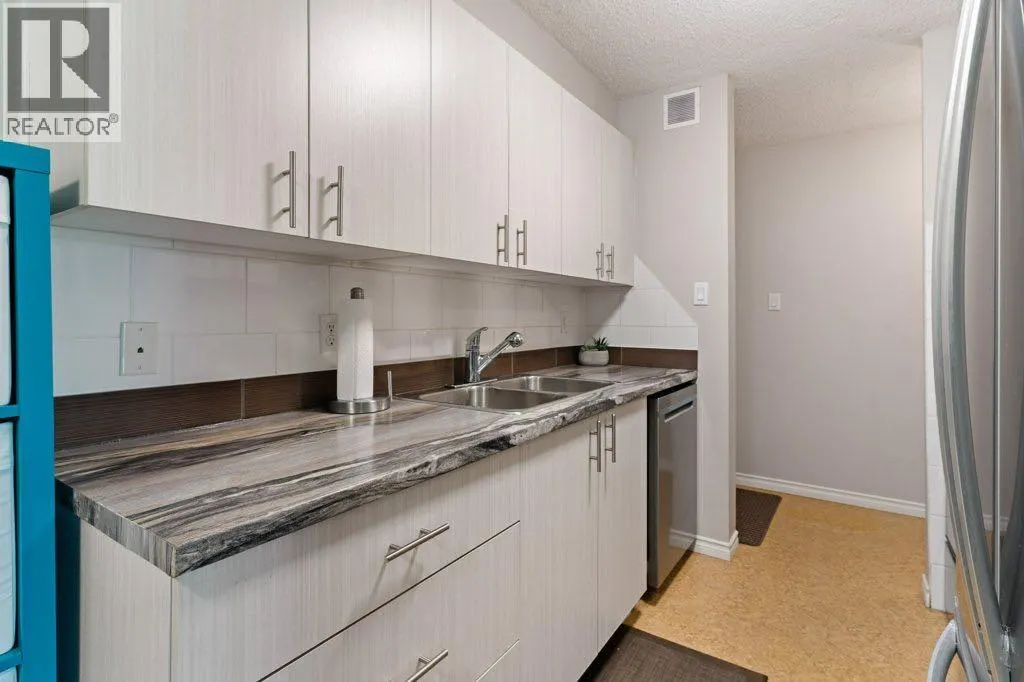 504, 8948 Elbow Drive SW