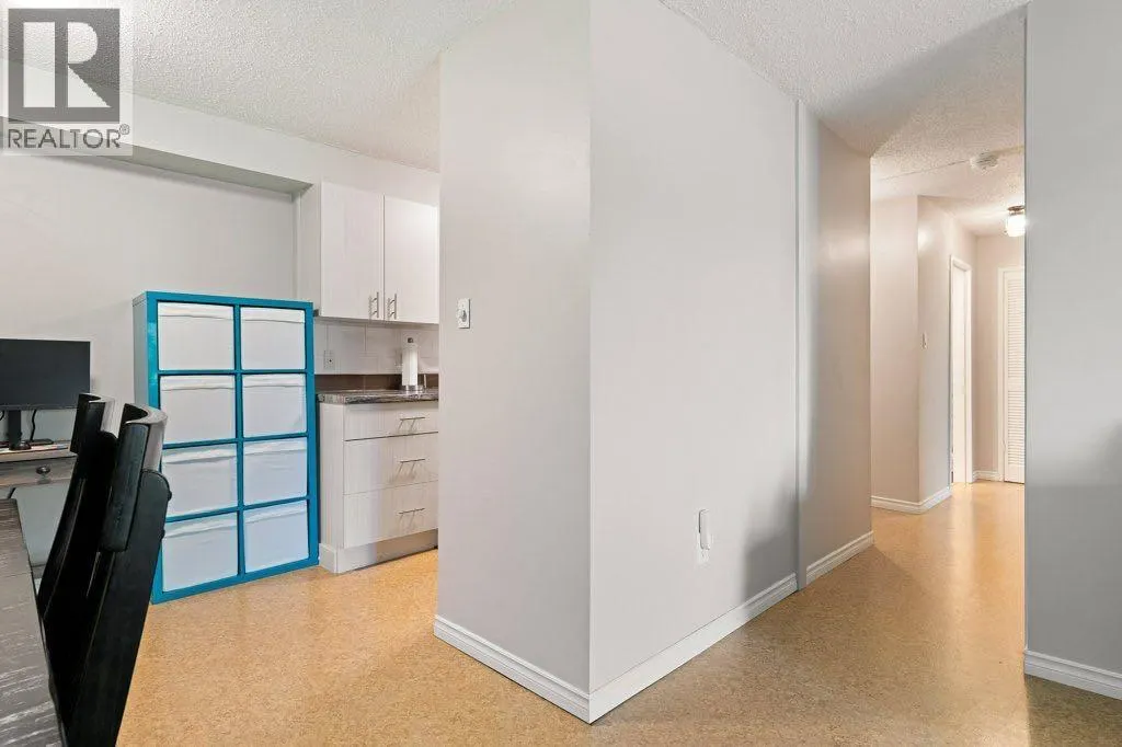 504, 8948 Elbow Drive SW