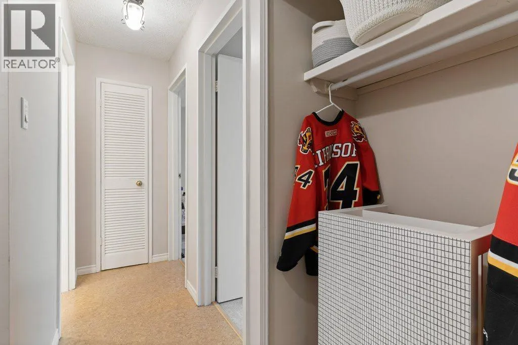 504, 8948 Elbow Drive SW