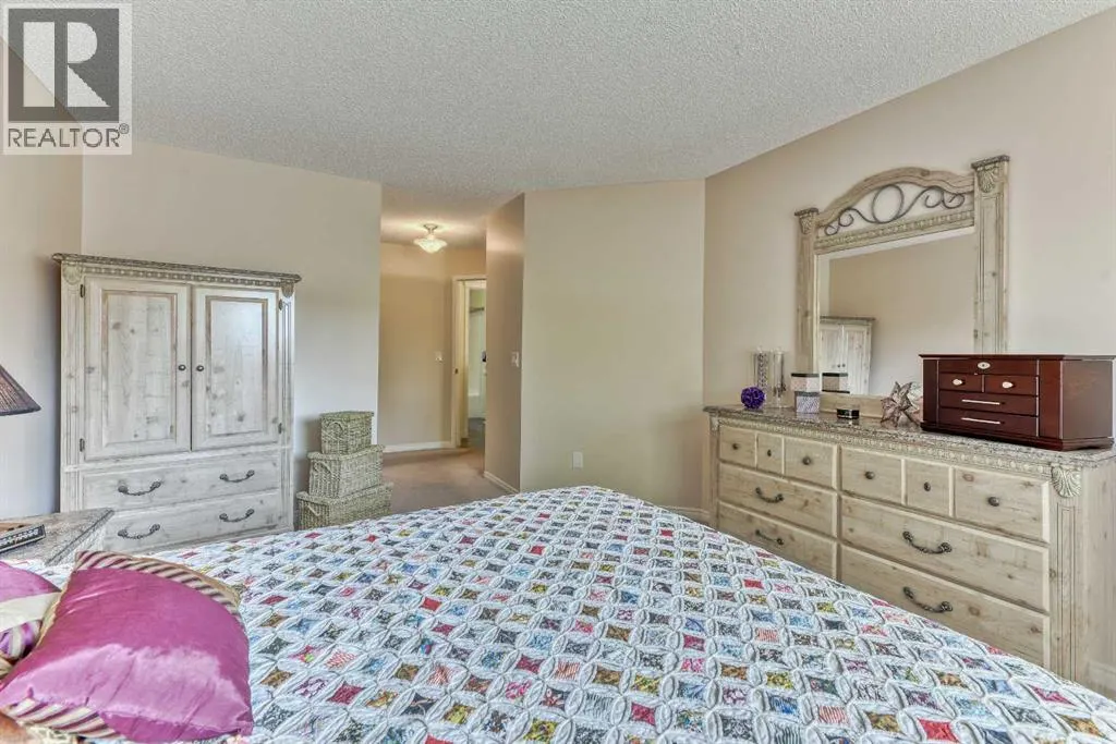 7 Scotia Landing NW