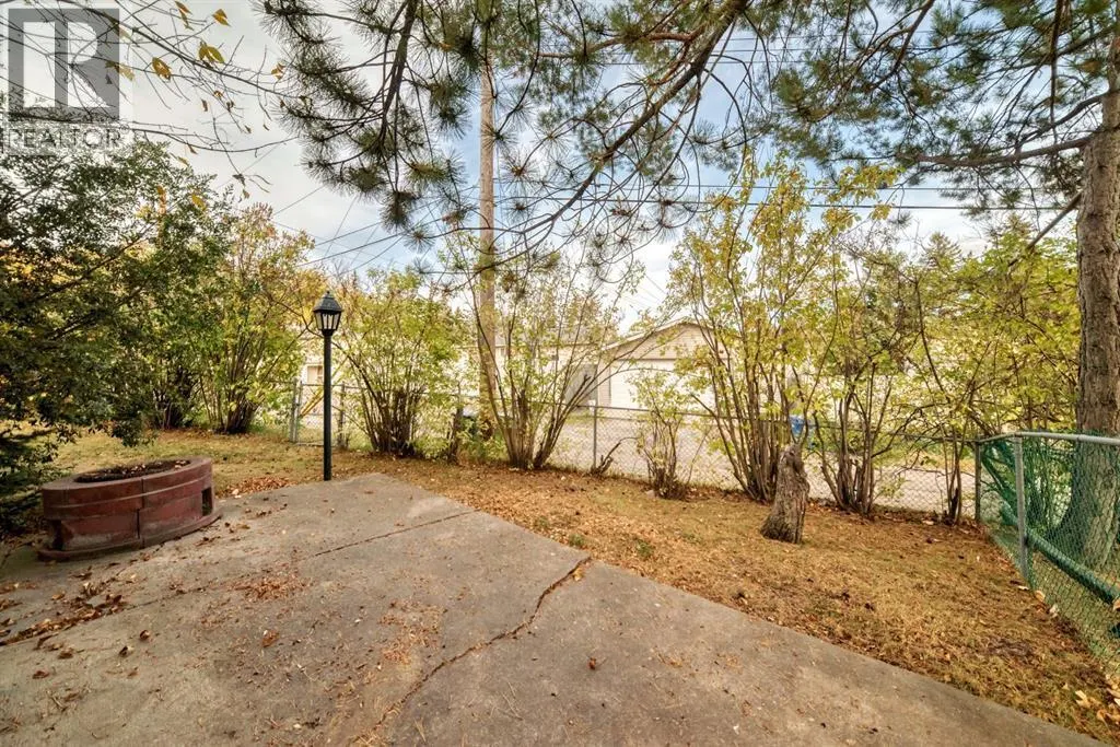 26 Dalgetty Place NW