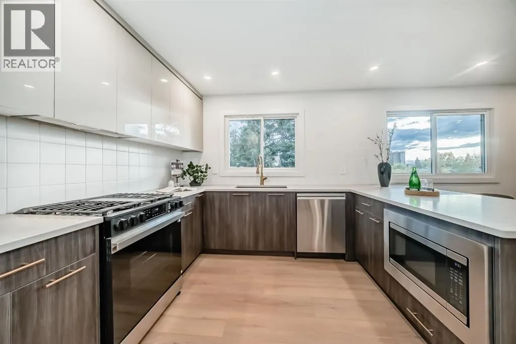 26 Dalgetty Place NW