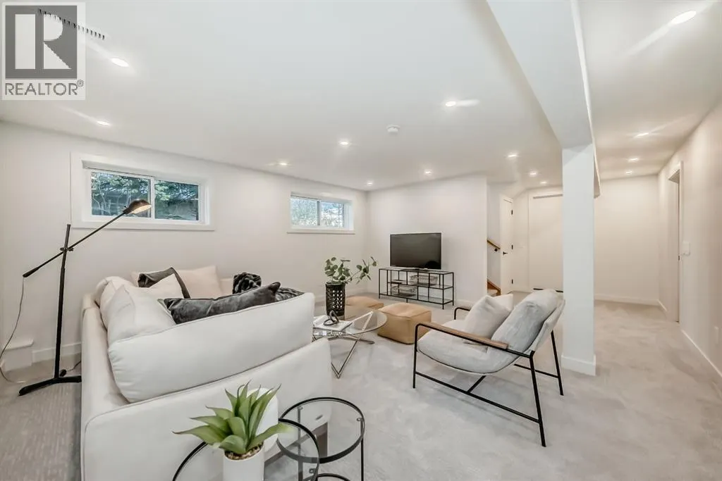 26 Dalgetty Place NW