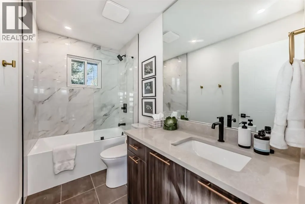 26 Dalgetty Place NW