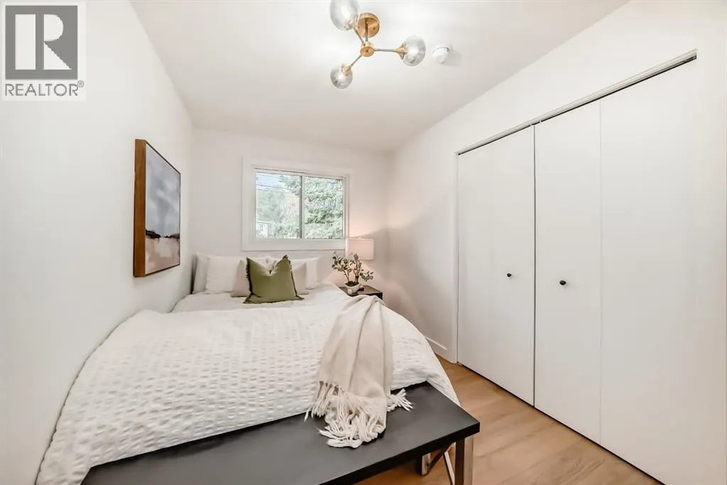 26 Dalgetty Place NW